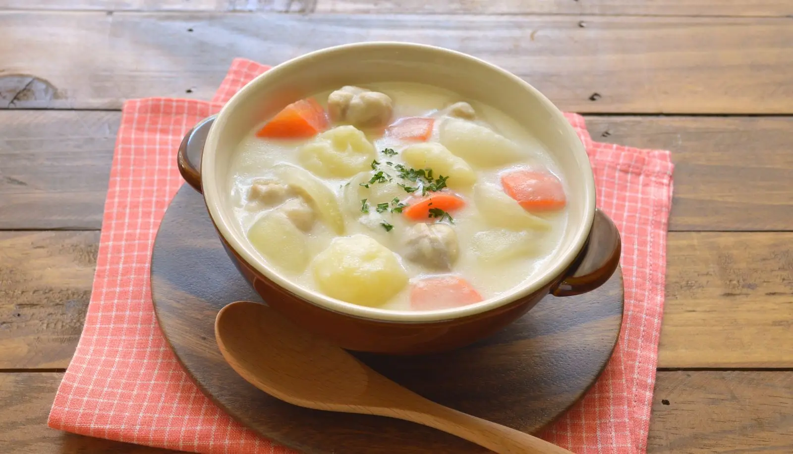 ヨーグルトクリームシチュー